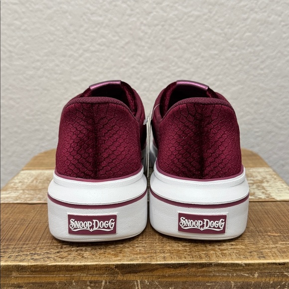 Sketchers X Snoop Dogg One Boss Life Velvet Slip Ins Sneakers Size 6 NEW - Picture 6 of 8